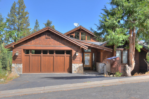 Tahoe Vacation Rentals - Lake Front House - Front of House

